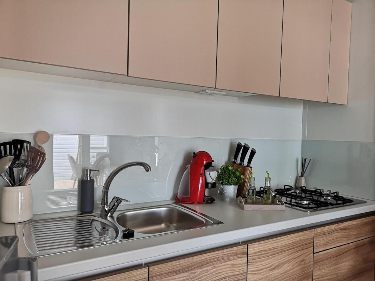 ביוגראד נה מורו J & R Mobile Homes מראה חיצוני תמונה