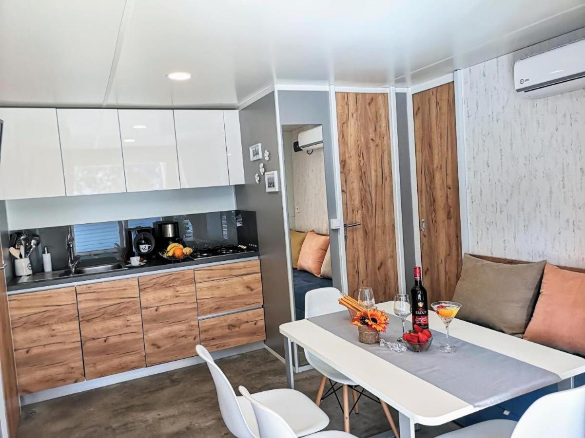 ביוגראד נה מורו J & R Mobile Homes מראה חיצוני תמונה