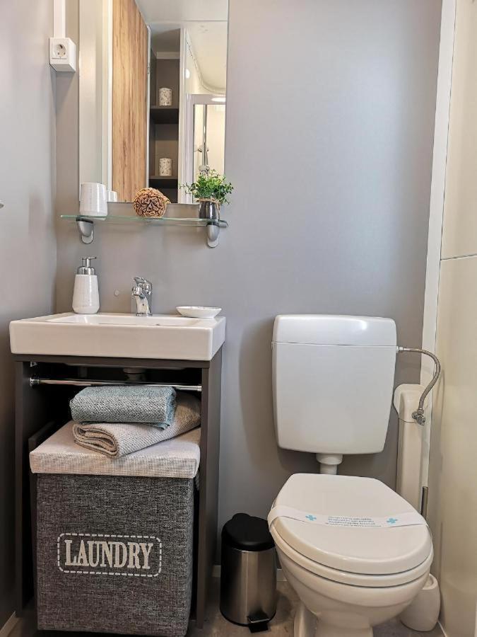 ביוגראד נה מורו J & R Mobile Homes מראה חיצוני תמונה